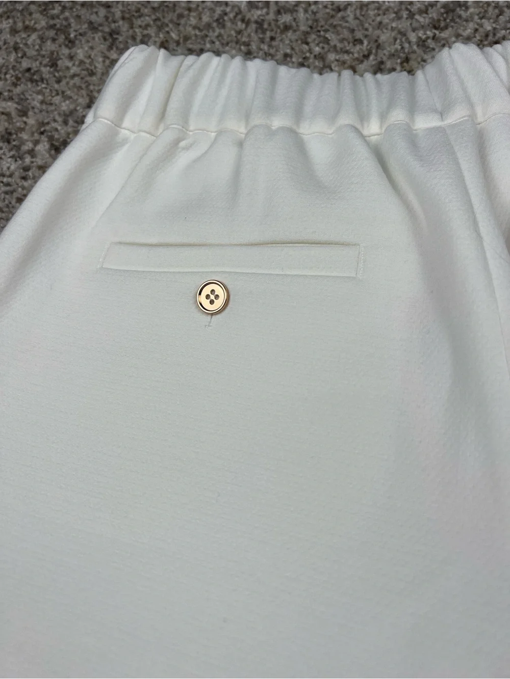 NWT CROSY by MOLLIE BURCH MURRAY SHORTS in WHITE luxury size XS gold button XS